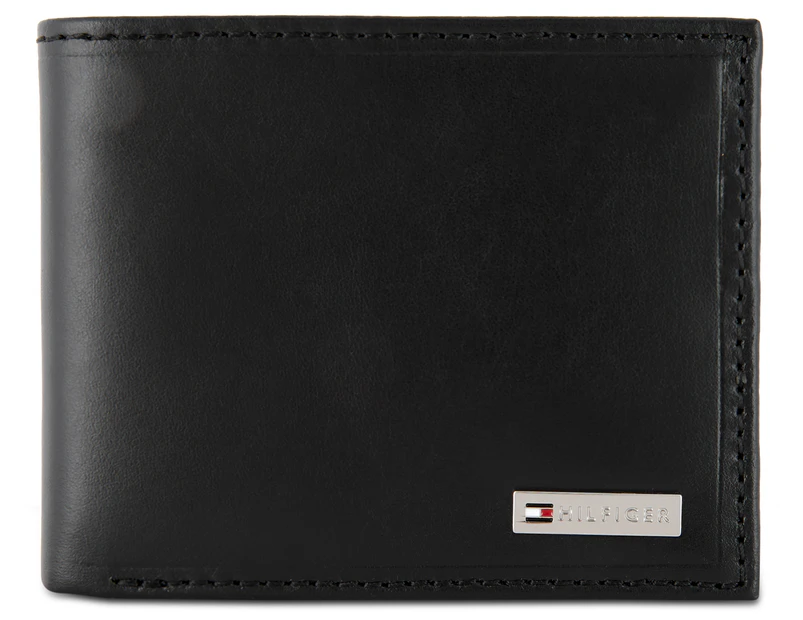 Tommy Hilfiger Passcase Wallet - Black