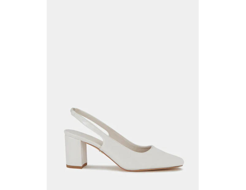 Novo Women's Ishani Pumps - Cream patent