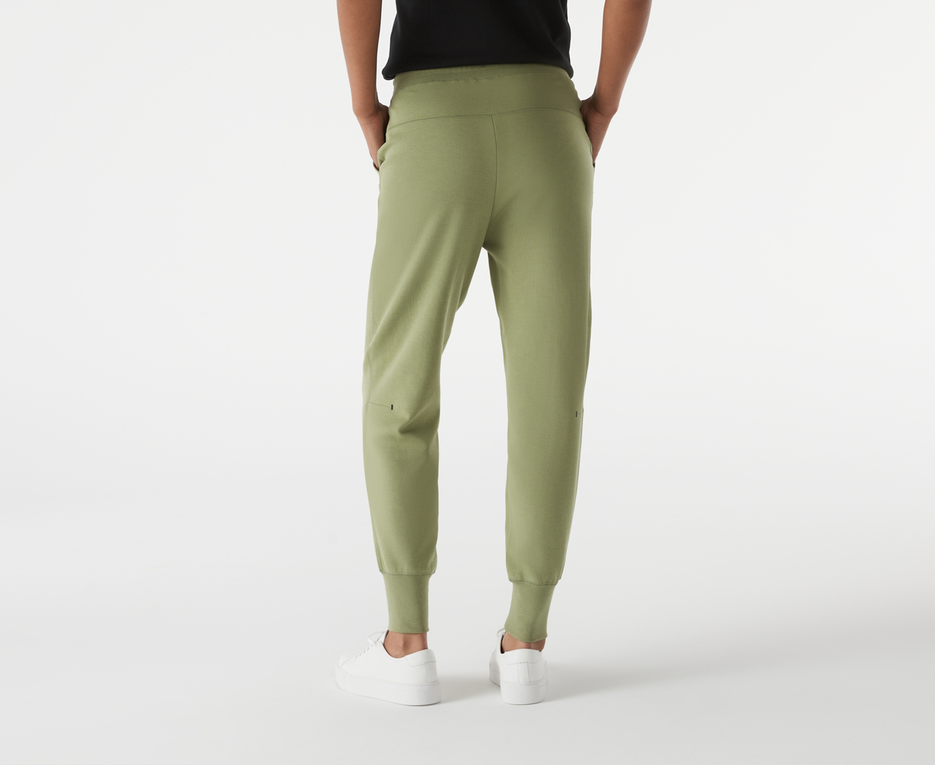 Nike Club joggers in alligator green