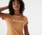 Calvin Klein Performance Women's Logo Short Sleeve Crewneck Tee / T-Shirt / Tshirt - Honeycomb