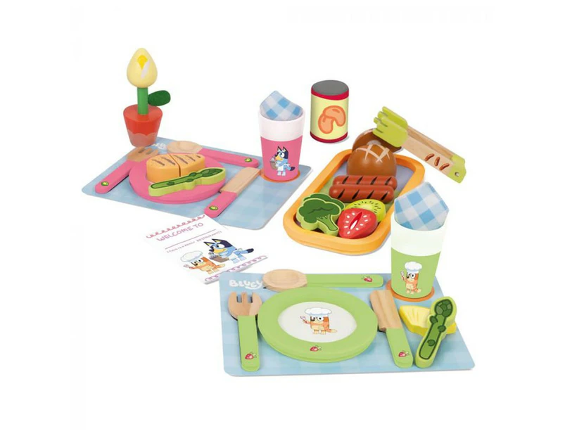 Bluey Wooden Dine in with Bluey Toy Set