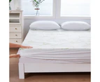 Mattress Protector Soft Quilted Fitted Breathable Waterproof Mattress Pad Cover Bed Sheet-Bamboo fiber air layer waterproof bedsheet