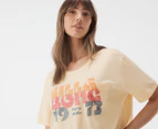 Billabong Women's Reset Tee / T-Shirt / Tshirt - Buttermilk