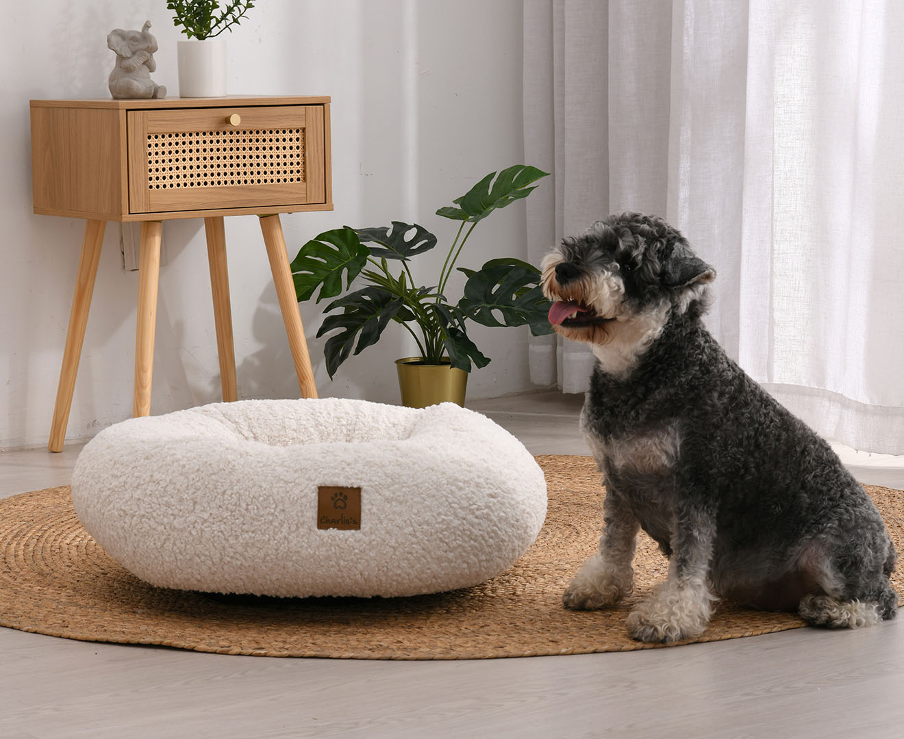 Charlie's Teddy Fleece Round Calming Dog Bed Cream Large