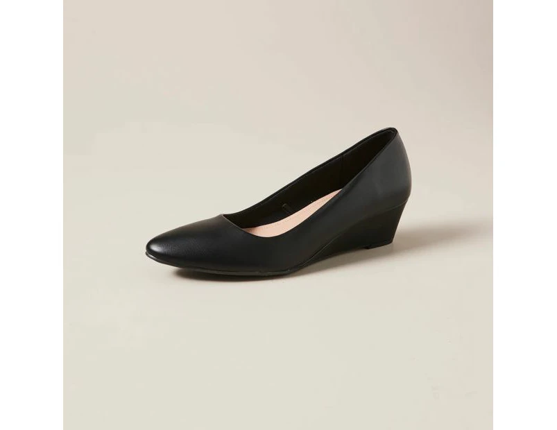 Target Womens Comfort Wedge Heels - Dahlia - Black