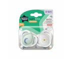 Tommee Tippee Nighttime soother, 0-6 months, 2 pack of glow in the dark soothers with reusable steriliser pod
