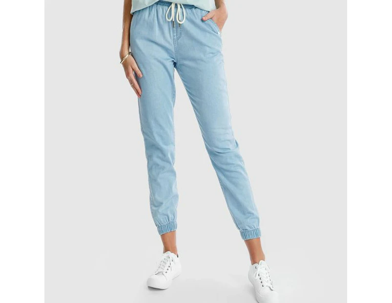 Piping Hot Chambray Jogger Pants - Blue