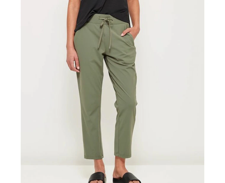 Target Active 7/8 Length Relaxed Travel Pants