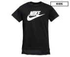 Nike Sportswear Girls' Basic Tee / T-Shirt / Tshirt  - Black/White