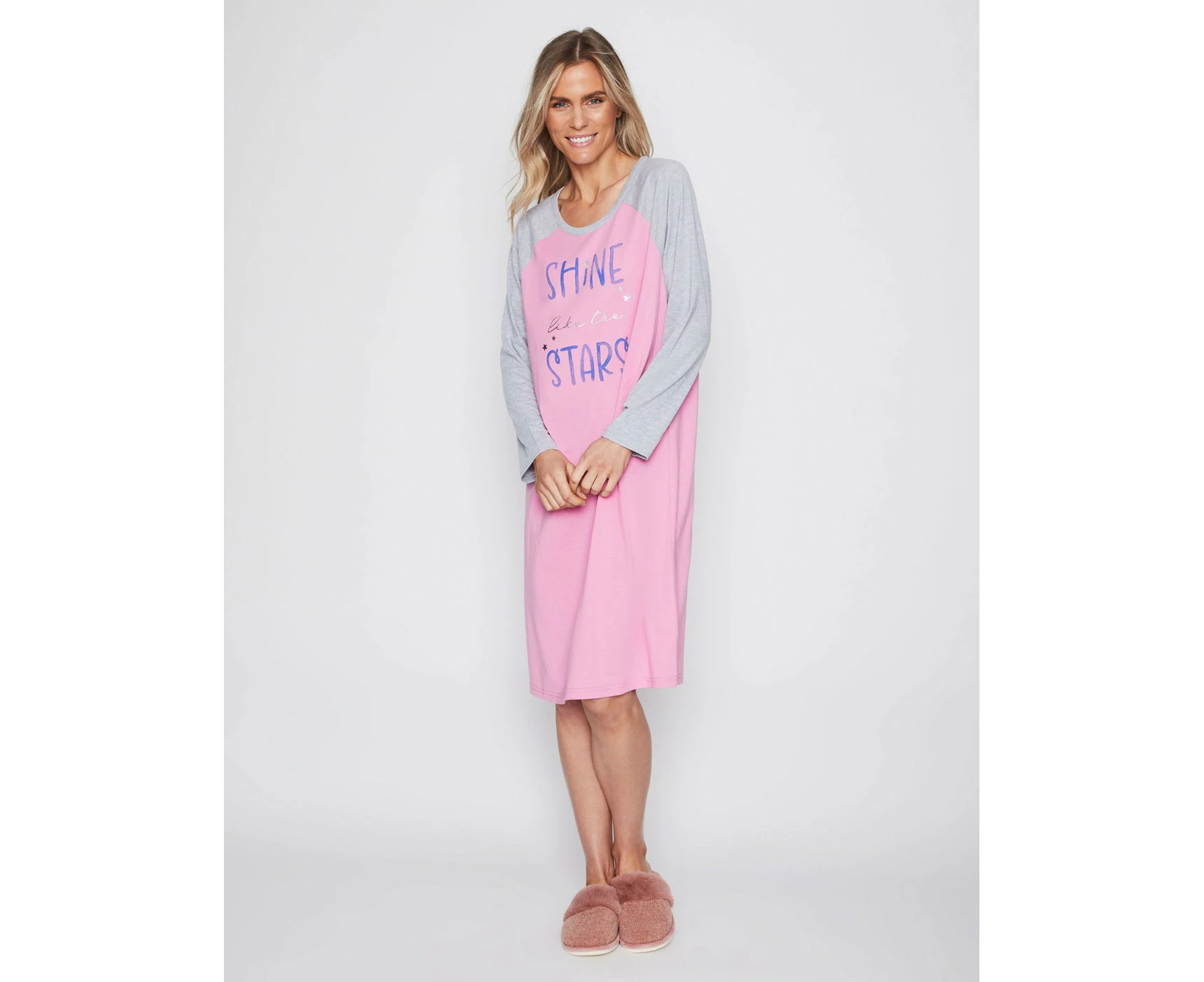 Millers - Womens Winter Pyjamas - Pink Nightie Nighty - PJs Shine Like The Stars - Long Sleeve - Relaxed Fit - Knee Length - Cotton Scoop Neck Raglan