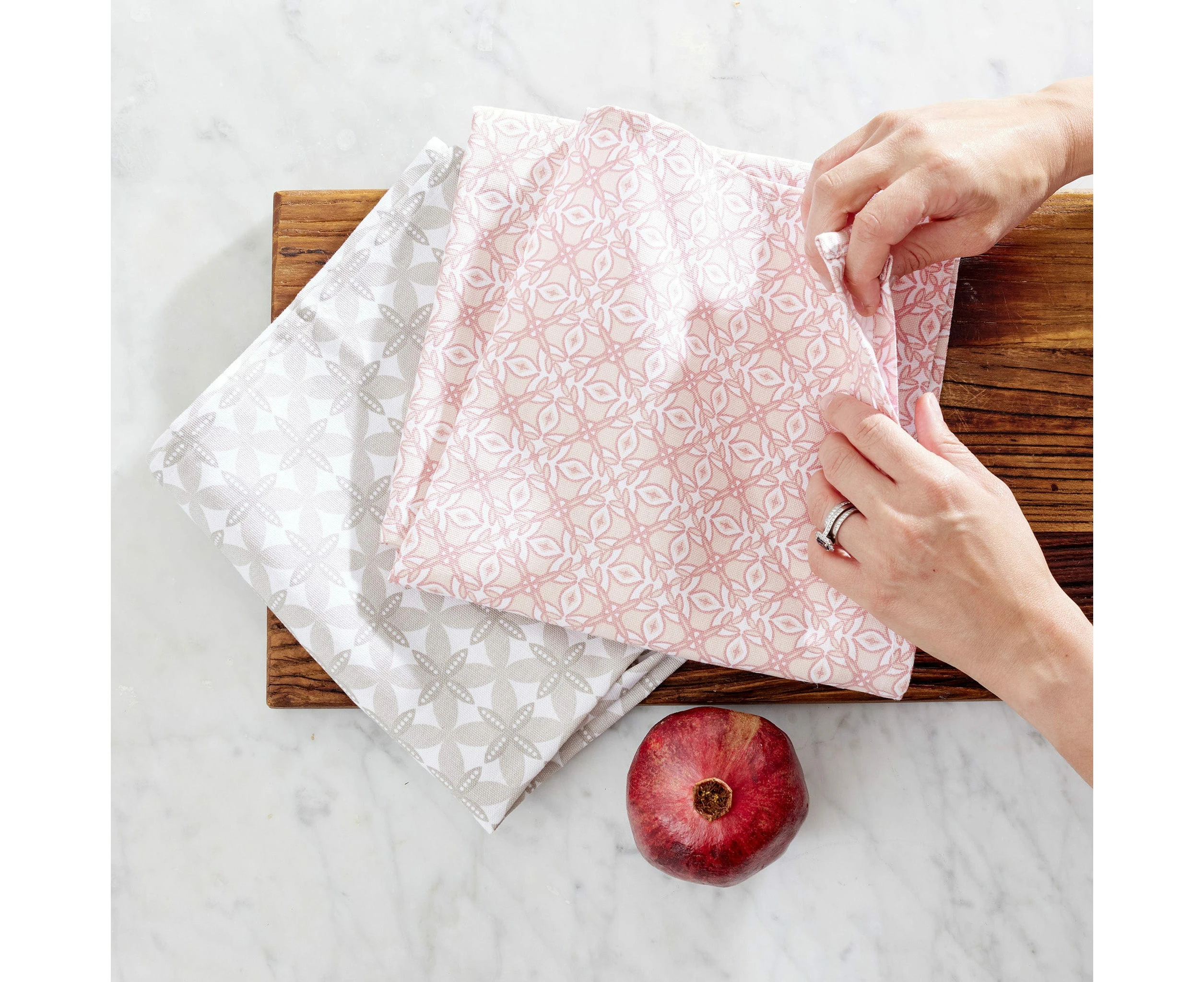 Alex Liddy Geometric 3 Pack of Tea Towels Dove & 50X70cm Pink 100% Cotton