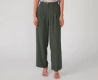 Stella Women's Pleat Front Pants - Green