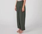 Stella Women's Pleat Front Pants - Green