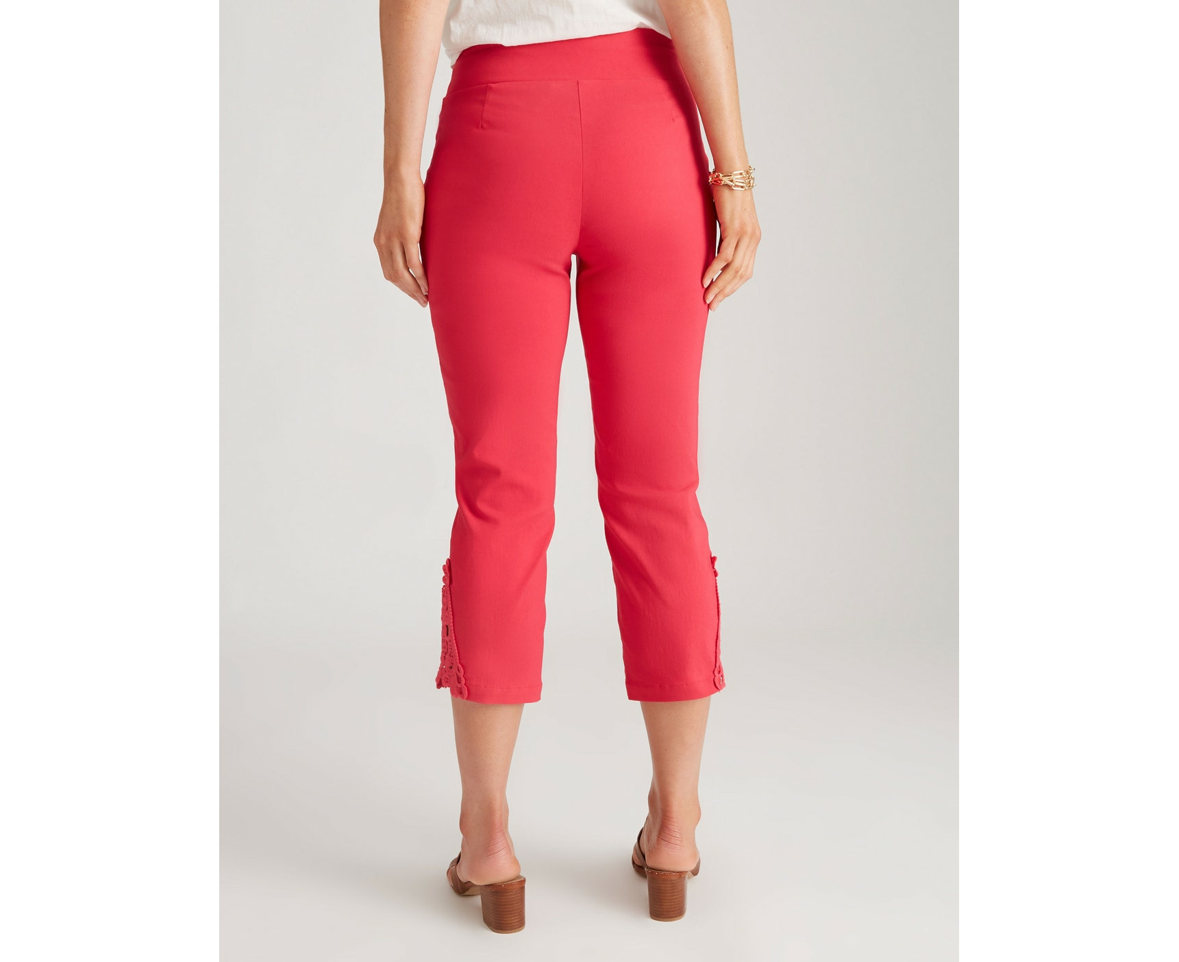 JM Collection Red Capri Pants for Women