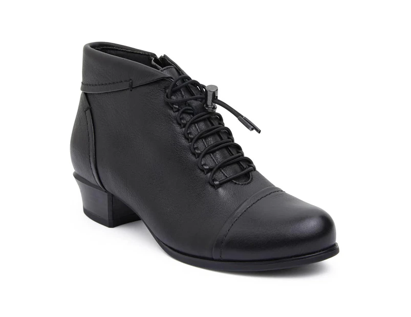 Womens Footwear Wide Steps Takoda Black Glove Boot