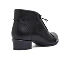 Womens Footwear Wide Steps Takoda Black Glove Boot