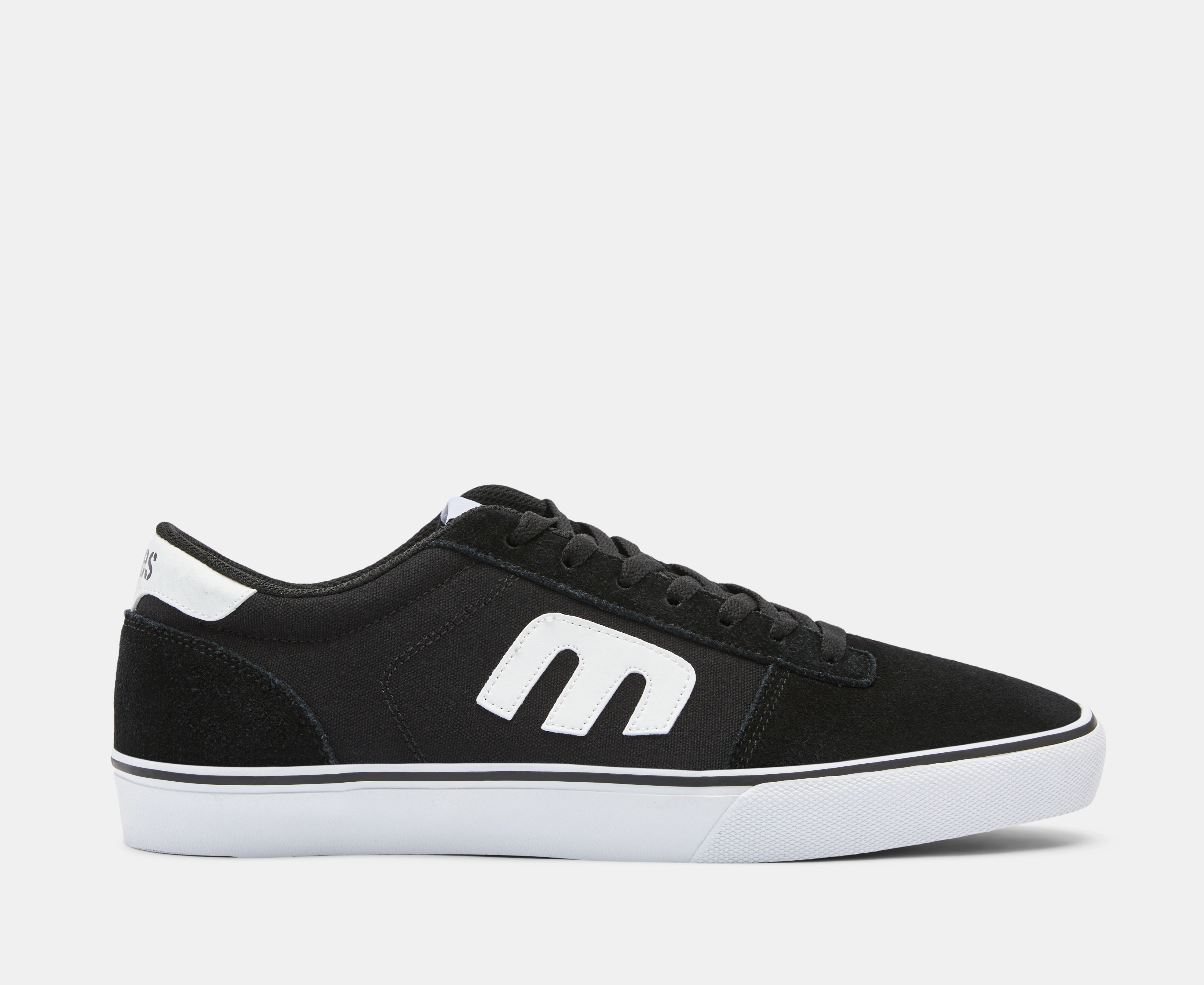 Etnies black hot sale and white