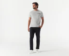 Tommy Hilfiger Men's Essential Flag Pocket Tee / T-Shirt / Tshirt - Mid Grey Heather