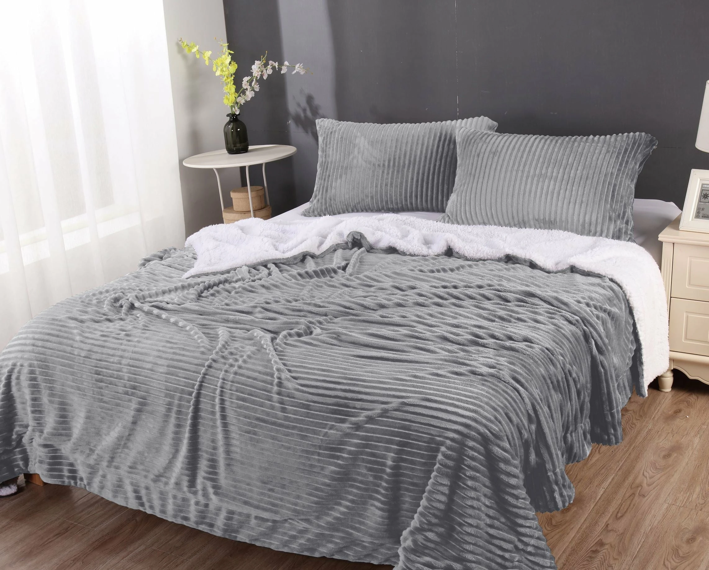 Abhomefashion Stripe Flannel Sherpa Blanket/comforter Set - Silver