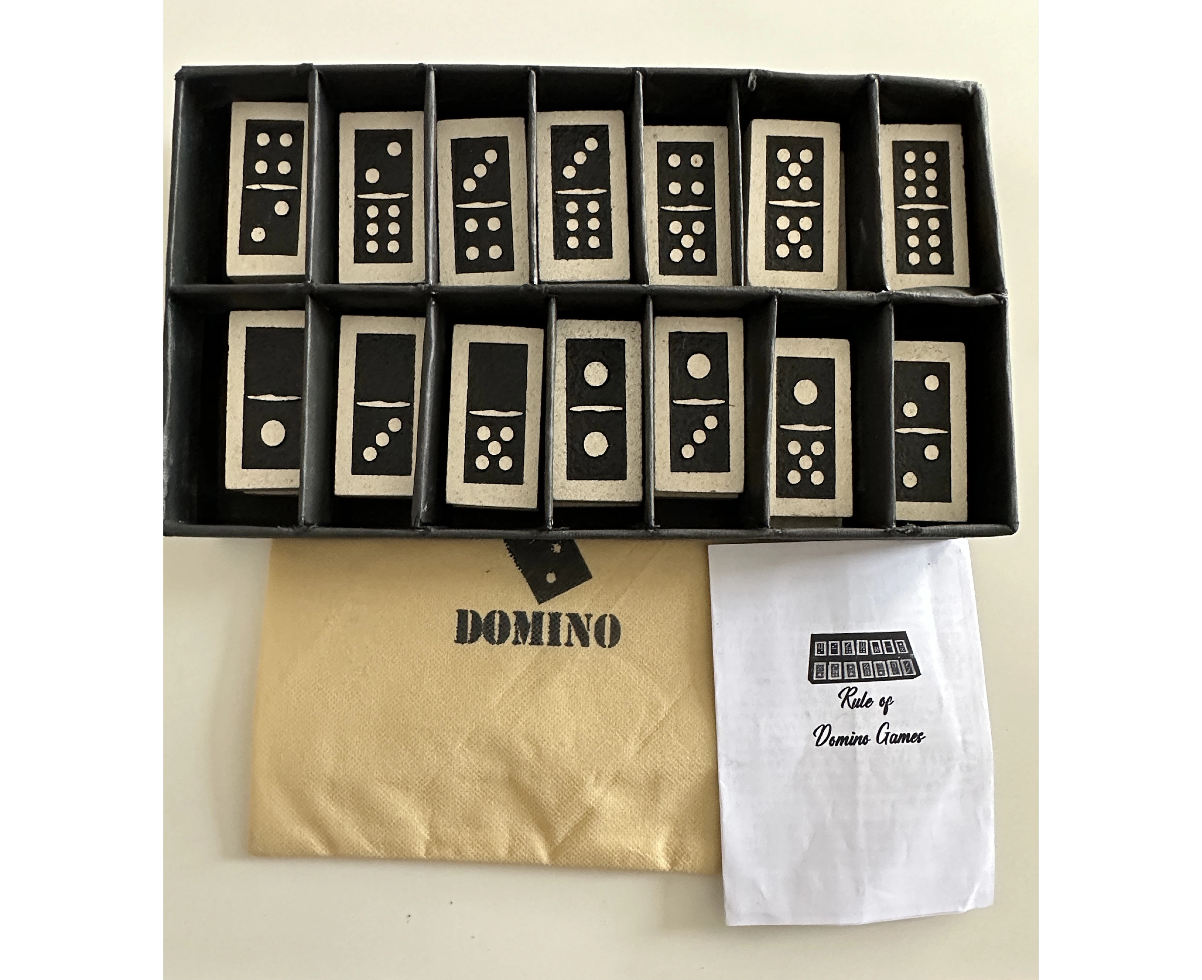 Dominos Stone Set