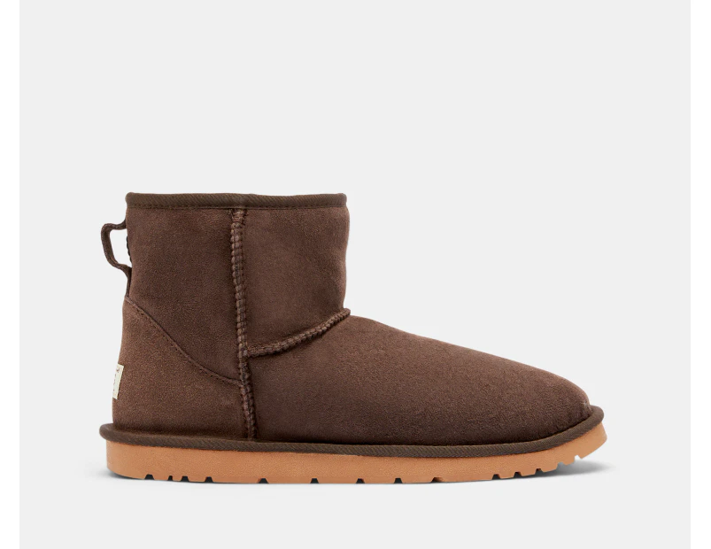 OZWEAR Connection Unisex Classic Mini Ugg Boots - Chocolate