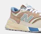 New Balance Unisex 997R Sneakers - Driftwood/Timberwolf