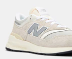 New Balance Unisex 997R Sneakers - Moonbeam/Sea Salt