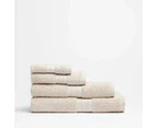 Grandeur Bath Towel - Neutral