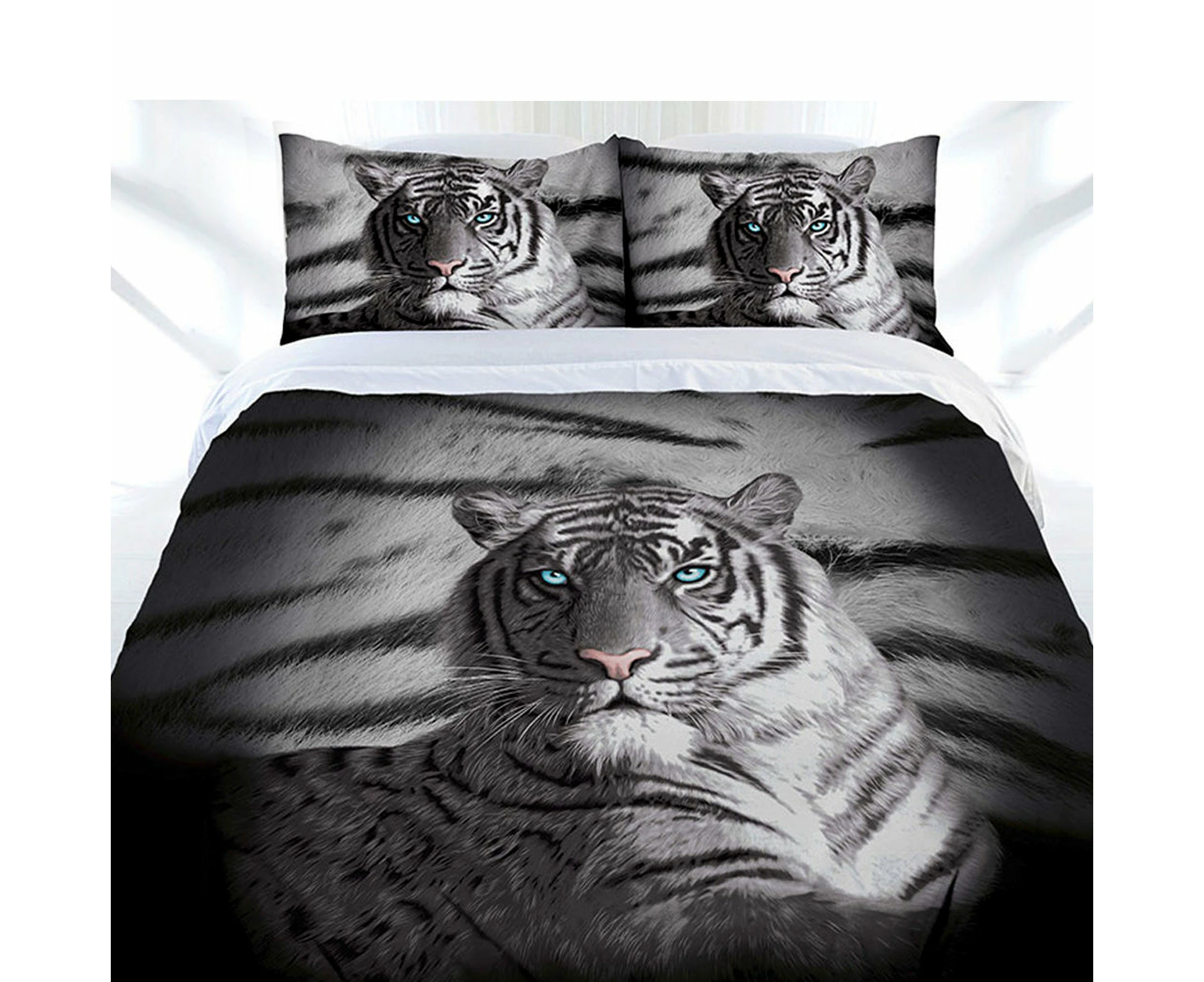 Just Home Blue Eyes Stripes Tiger Quilt Cover Set Single