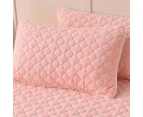 SOGA Pink 153cm Wide Mattress Cover Thick Quilted Fleece Stretchable Clover Design Bed Spread Sheet Protector w/ Pillow Cover