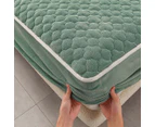 SOGA Green 153cm Wide Mattress Cover Thick Quilted Fleece Stretchable Clover Design Bed Spread Sheet Protector w/ Pillow Cover
