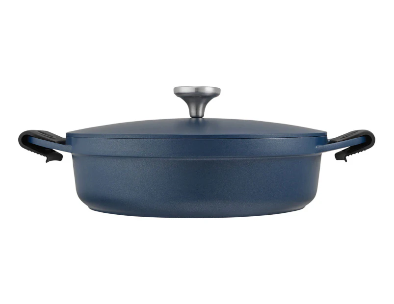 Maxwell & Williams 4L Agile Non-Stick Shallow Casserole - Navy