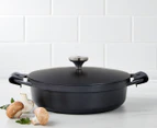 Maxwell & Williams 4L Agile Non-Stick Shallow Casserole - Black