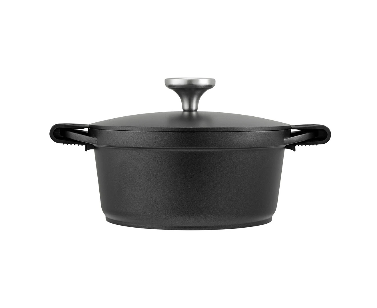 Maxwell & Williams 2.4L Agile Non-Stick Casserole - Black