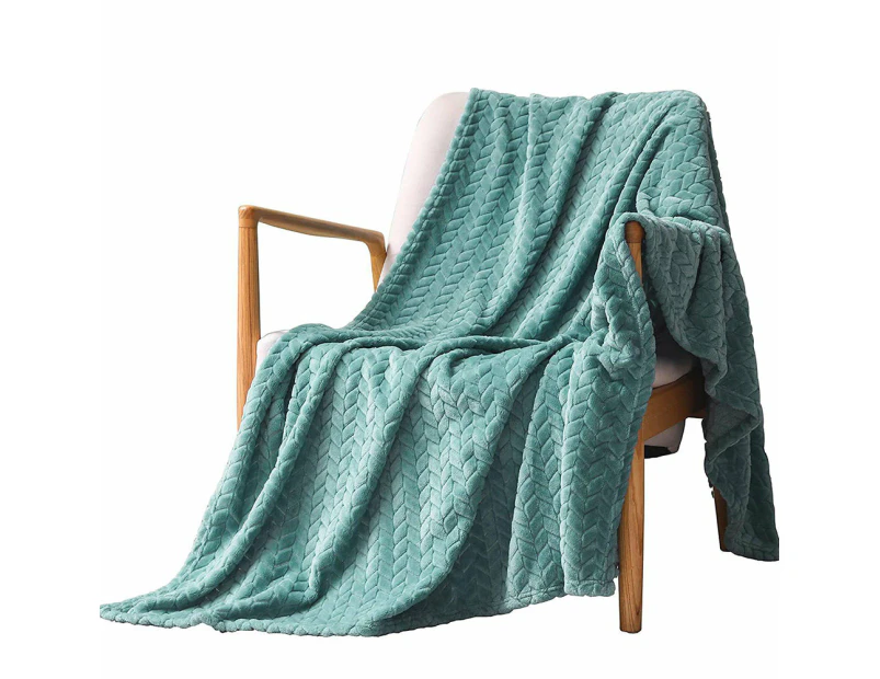 COMFEYA Soft Jacquard Leaves Pattern Flannel Fleece Throw Blanket - green