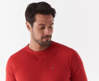 Tommy Hilfiger Men's Signature Solid Crewneck Sweater - Haute Red