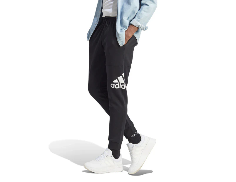 Adidas Men's Essentials Fleece Tapered Cuff Big Logo Pants / Tracksuit Pants - Black