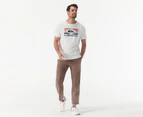 Quiksilver Men's Rainbow Short Sleeve Tee / T-Shirt / Tshirt - White