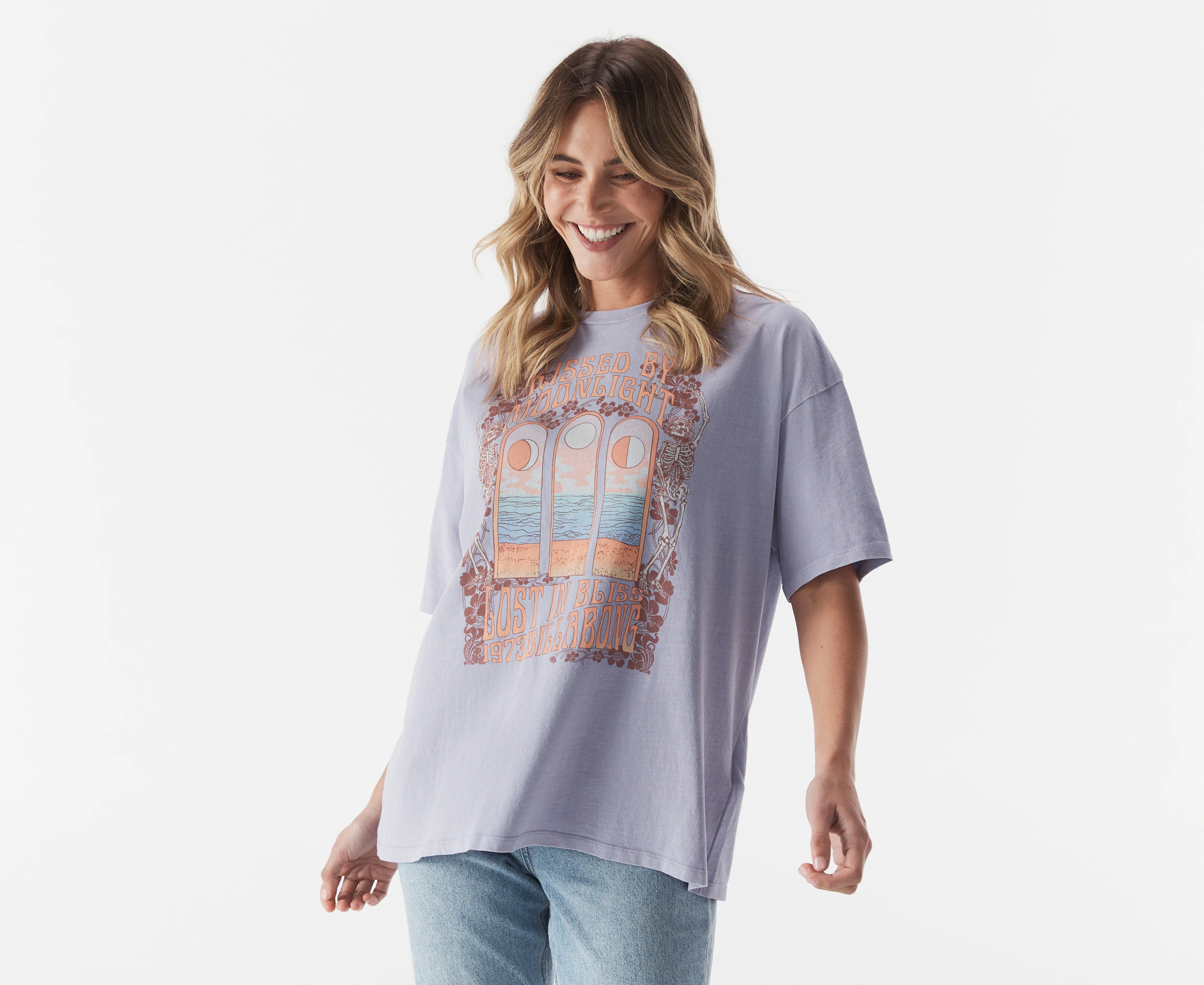 Billabong Women's Moonlight Kiss Relaxed Tee / T-Shirt / Tshirt - Lilac Breeze