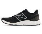 New Balance Men's Fresh Foam X Solvi v4 Running Shoes - Black/White