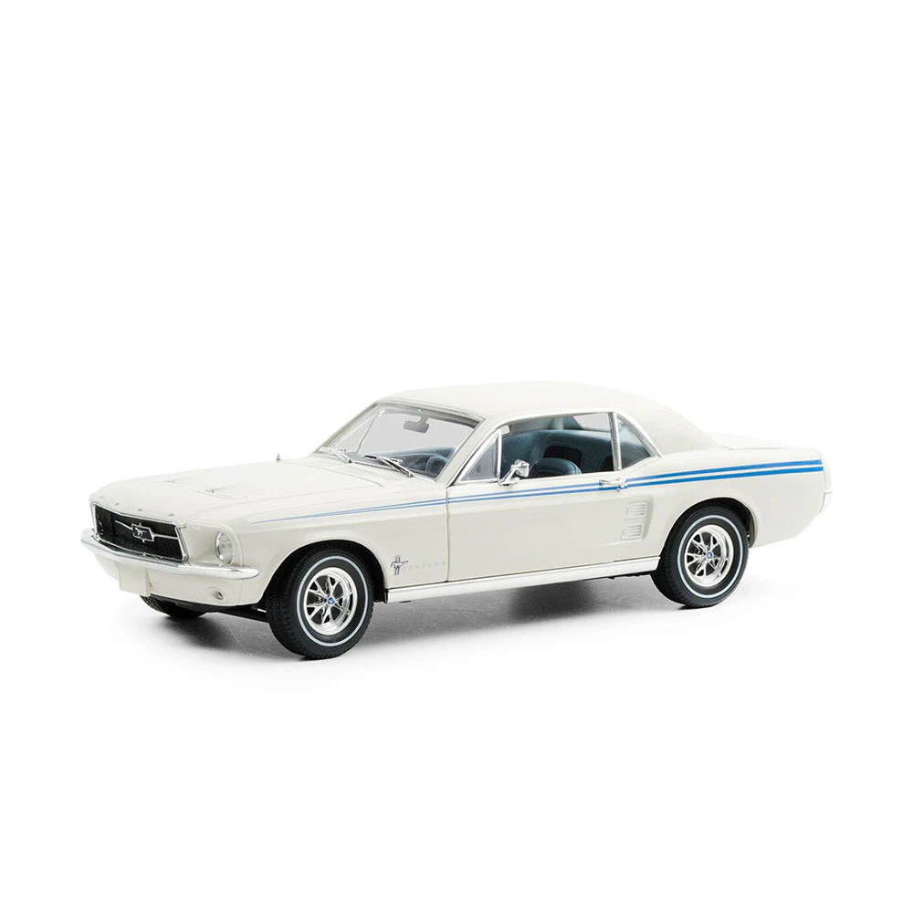 Greenlight 1:18 Scale Ford Mustang Pacesetter Special 1967 Diecast Model Car White