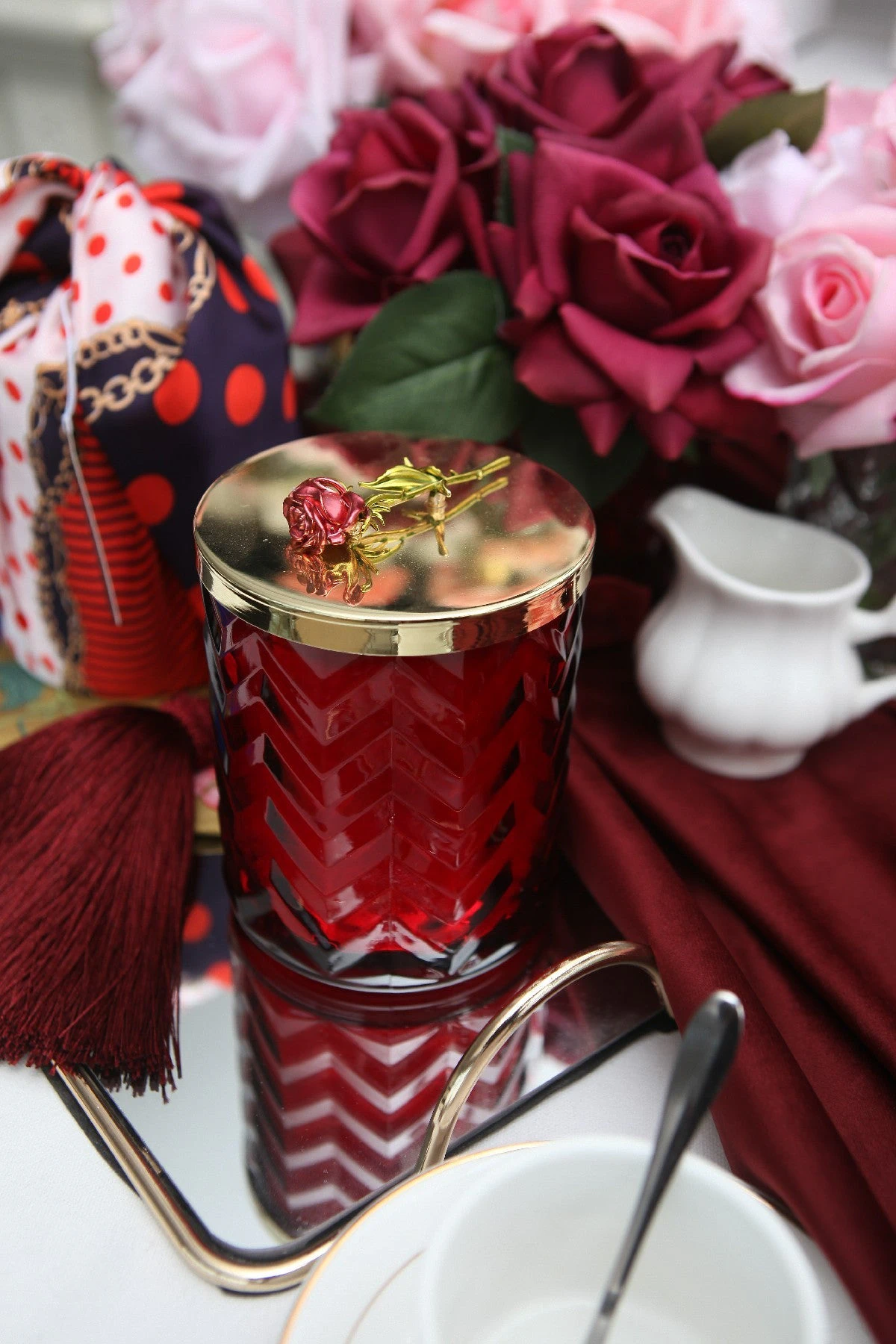 Cote Noire Herringbone Candle with Scarf - Rose Oud - Red Rose Lid