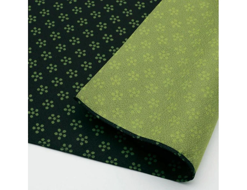 Musubi 70 Toki-iro Reversible Black/Green Chirimen Furoshiki Wrapping Cloth