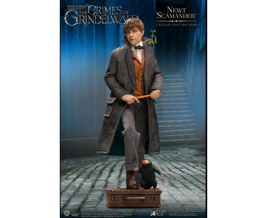 Fantastic Beasts 2: The Crimes of Grindelwald - Newt Scamander 1:8 Scale Action Figure