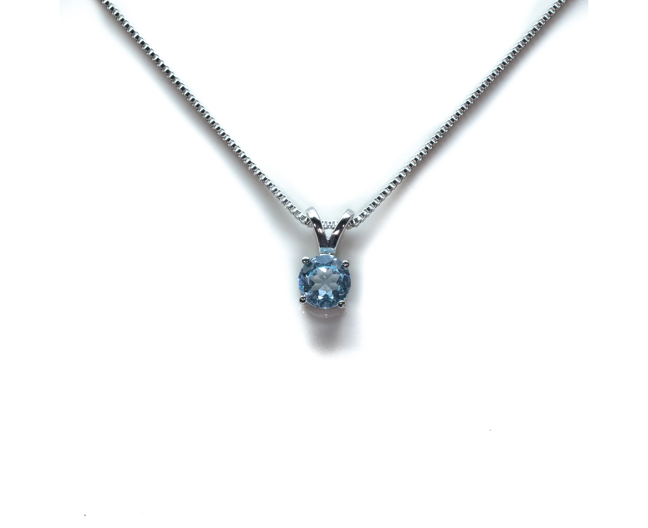 6 MM Natural Blue Topaz 1 CT Round Cut North Creek Solitaire Necklace in Silver 925