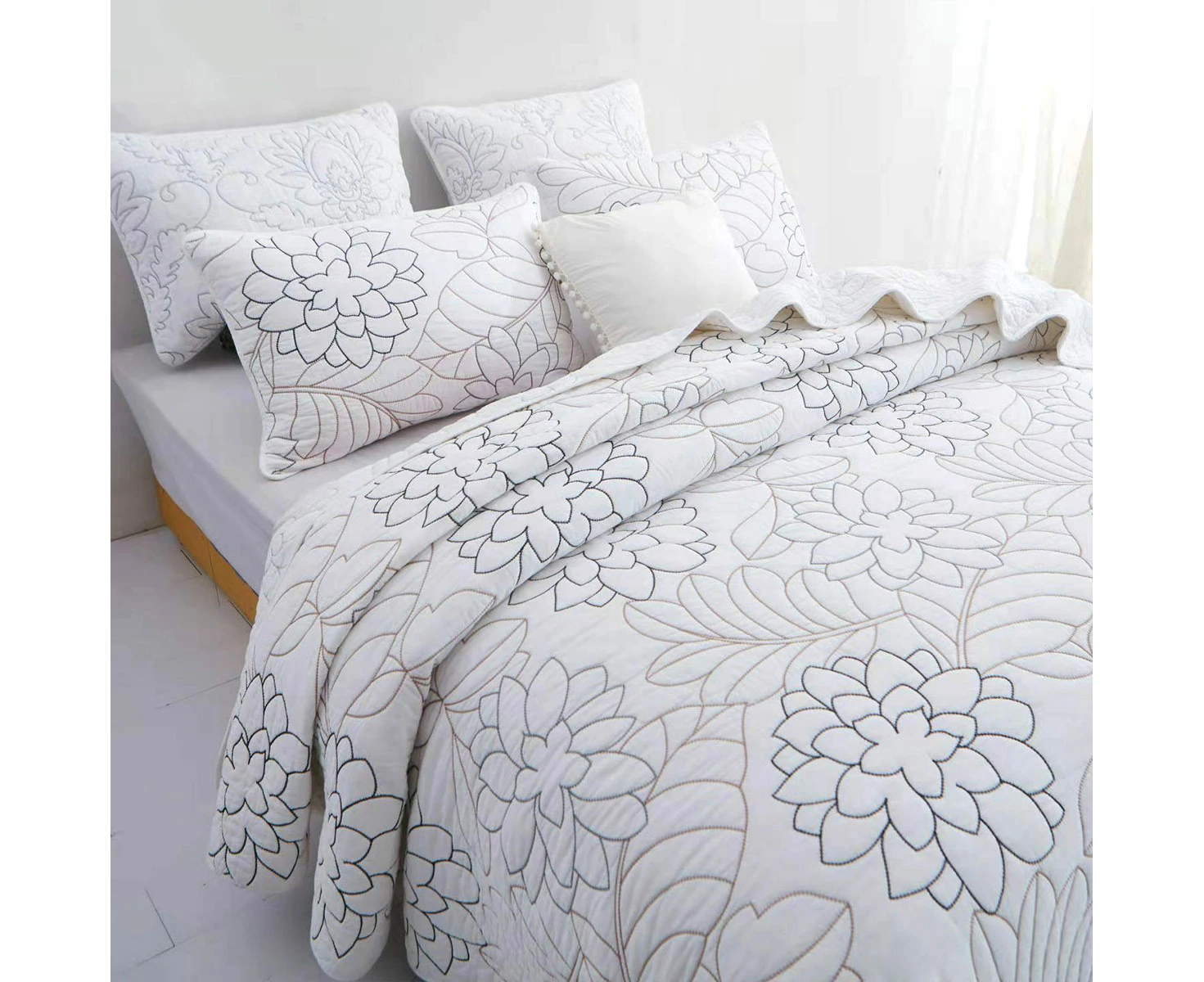 100% Cotton Lightly Quilted Coverlet Set Eliana