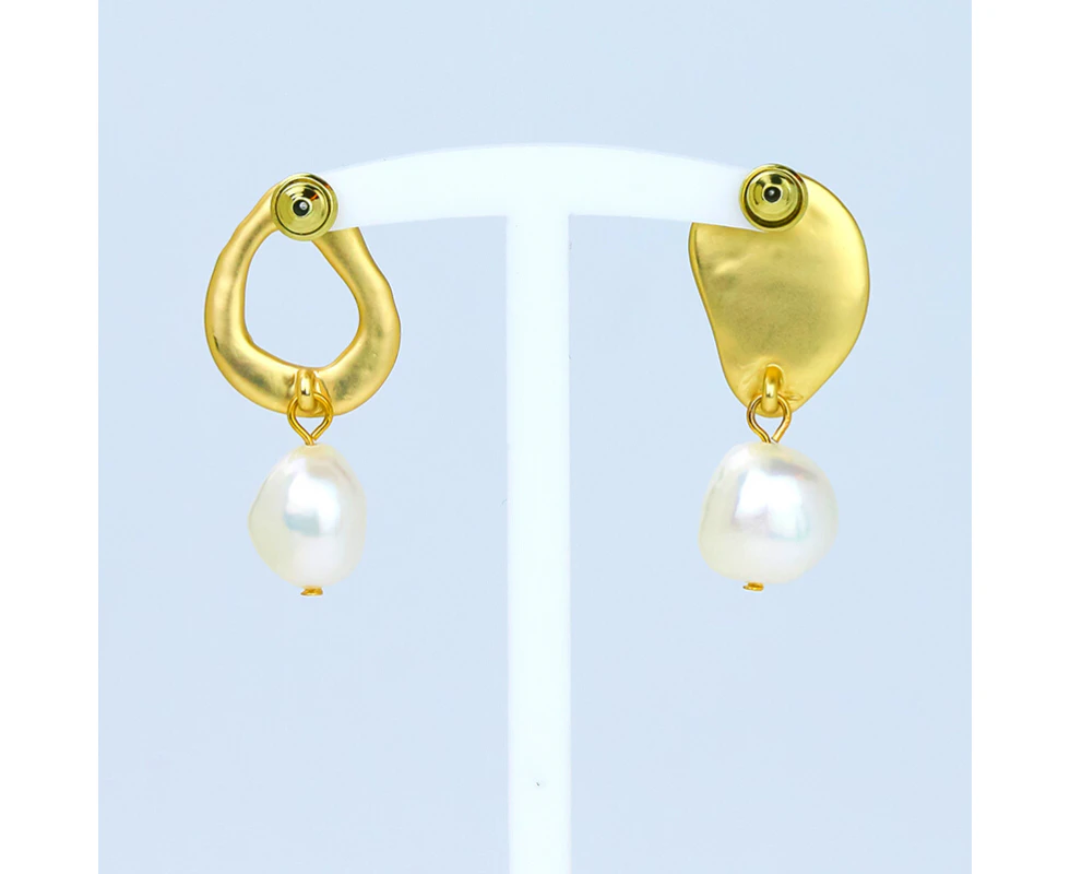 Freshwater Pearls Doral Earrings