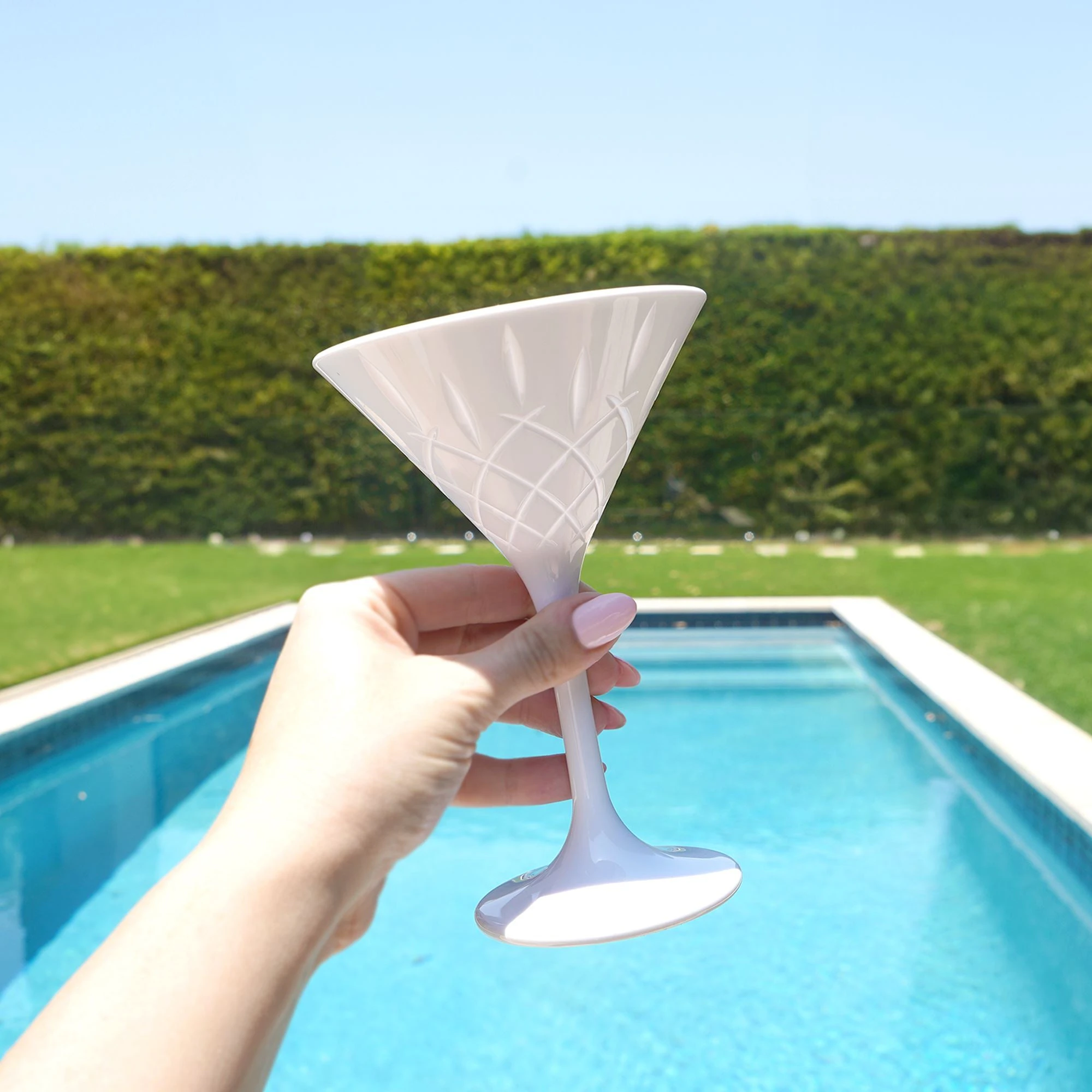 Unbreakable White Hamptons Martini Glasses 235ml - Set of 4