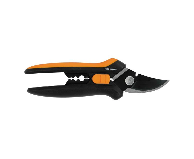 Fiskars Solid Snip Pruner/Secateur Floral SP14 Built-in Stem stripper & Wire cutter 1051601