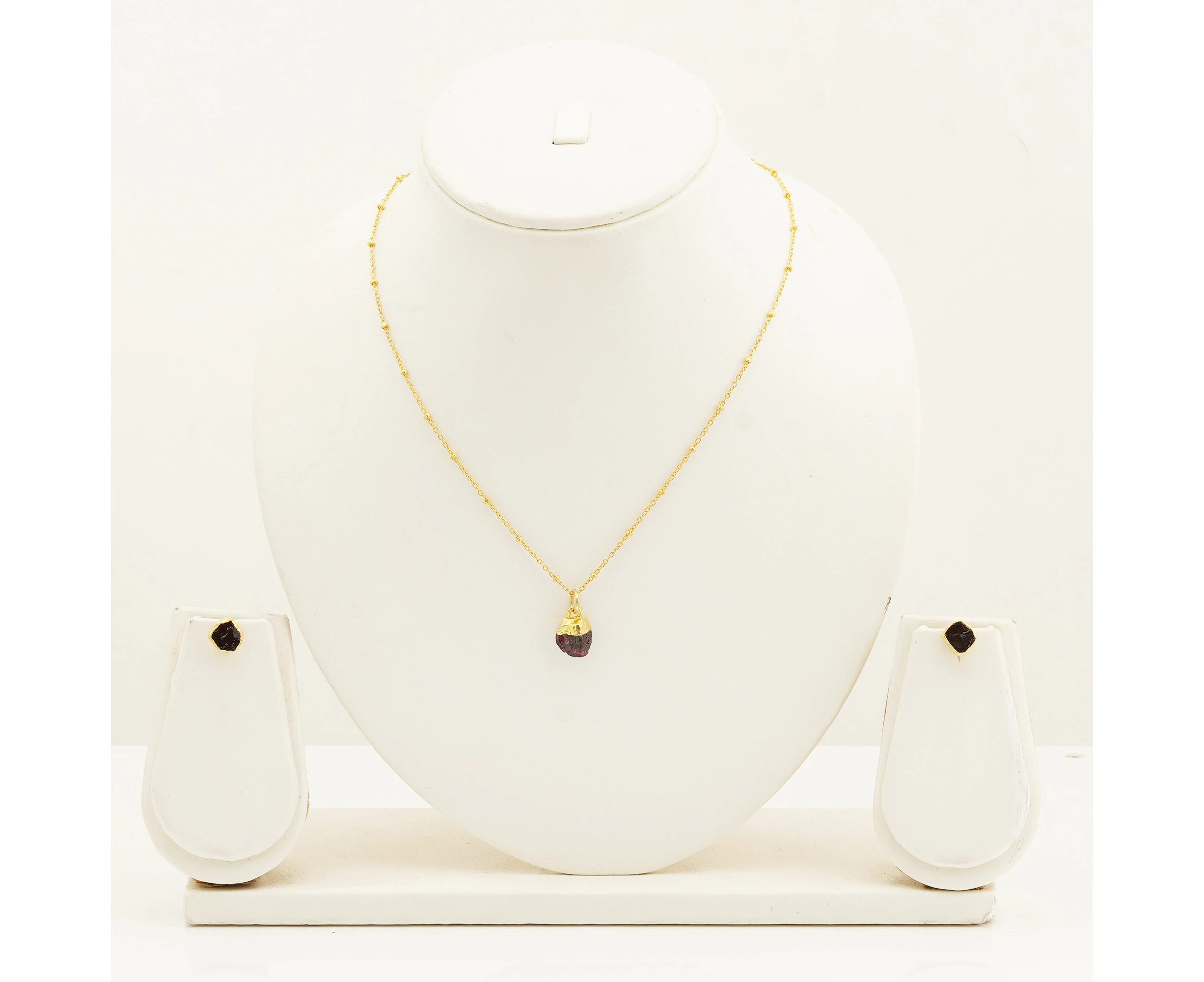 Handmade Garnet Set in its Natural form Gold Plated